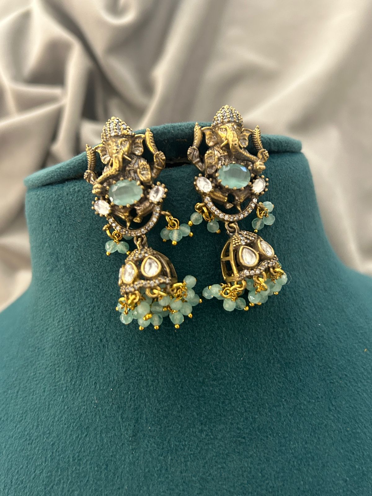 Mint Green Pearl Kundan Necklace Set